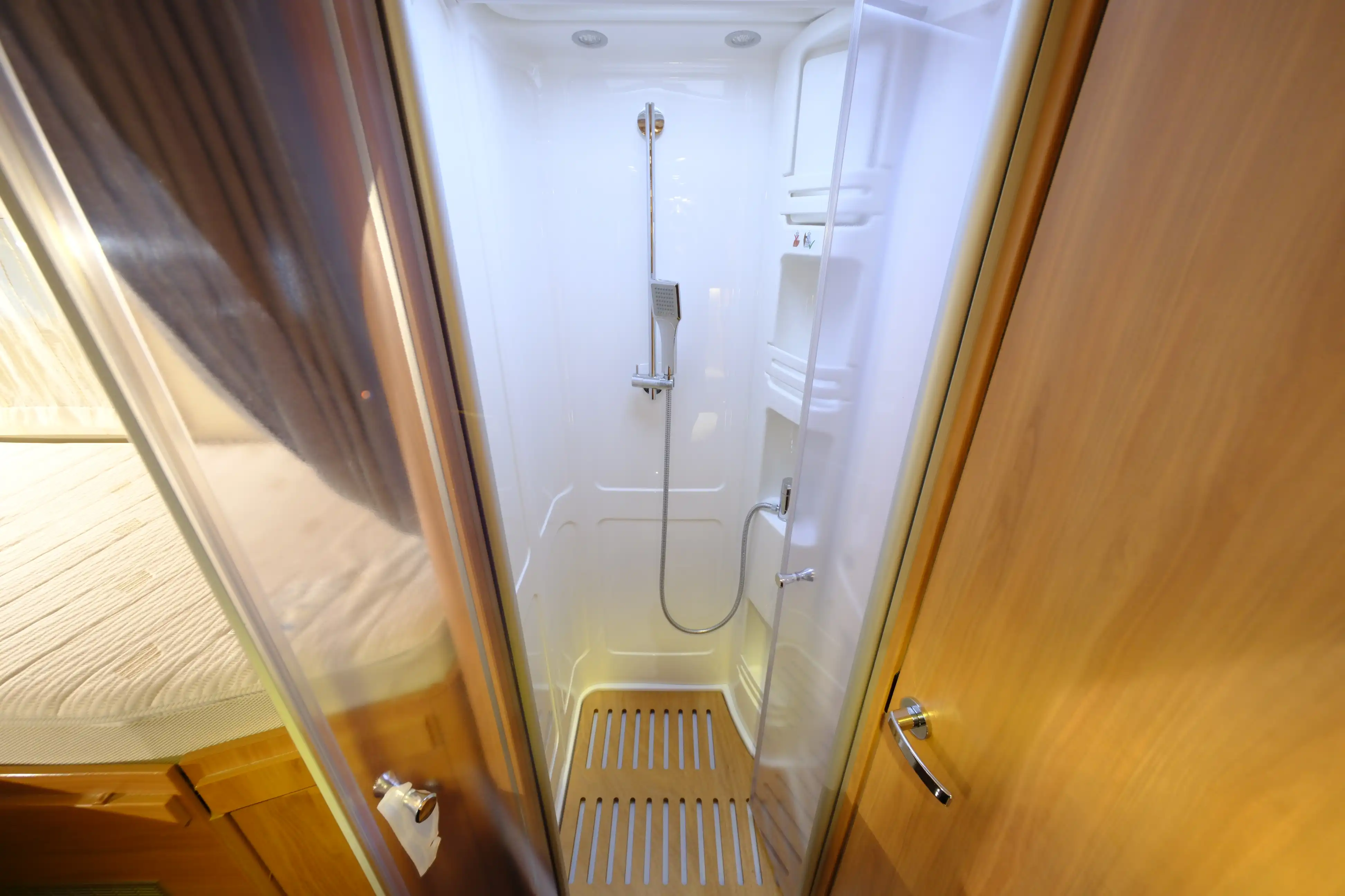 HYMER-ERIBA B 678 DL - Ansicht 15